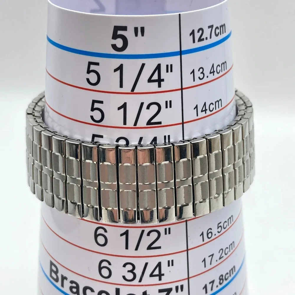 Chrysler Men's Watch 37mm Silver Tone Stretch Band New Battery SMALL 6.25